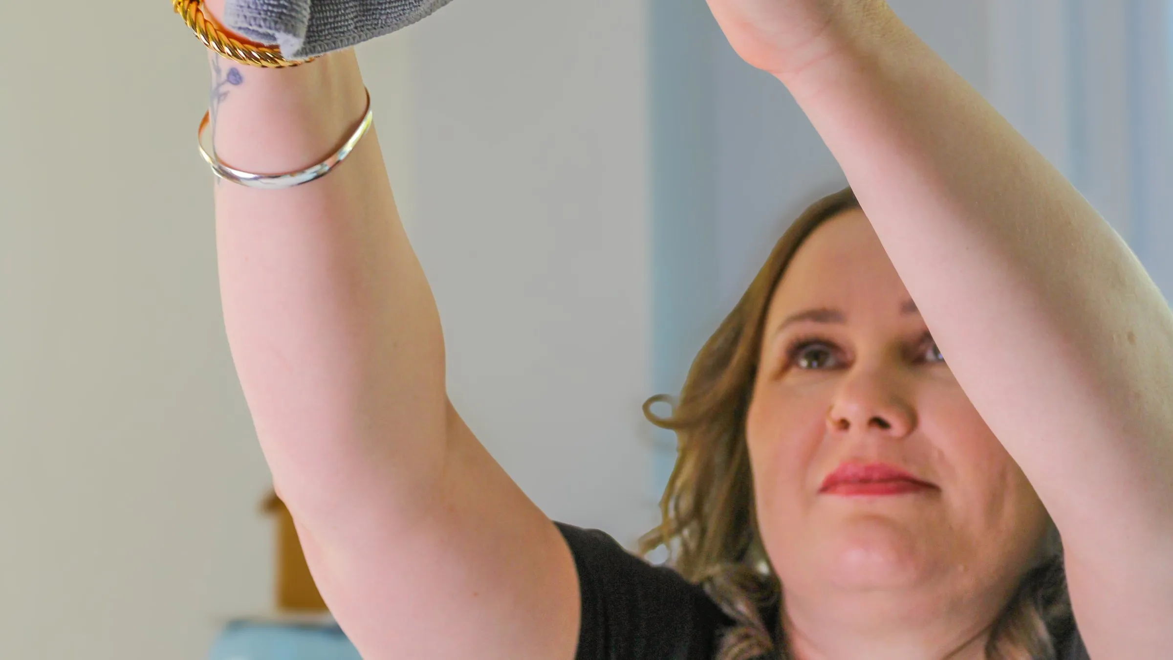 Deep Cleaning vs. Regular Cleaning: What's Actually Different